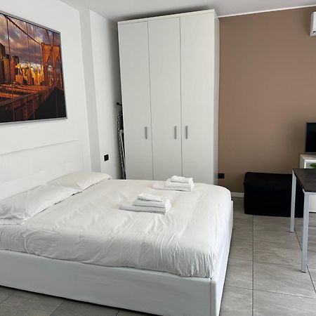 Sempione Rho Expo Stay - Affitti Brevi Italia Pero Exterior foto